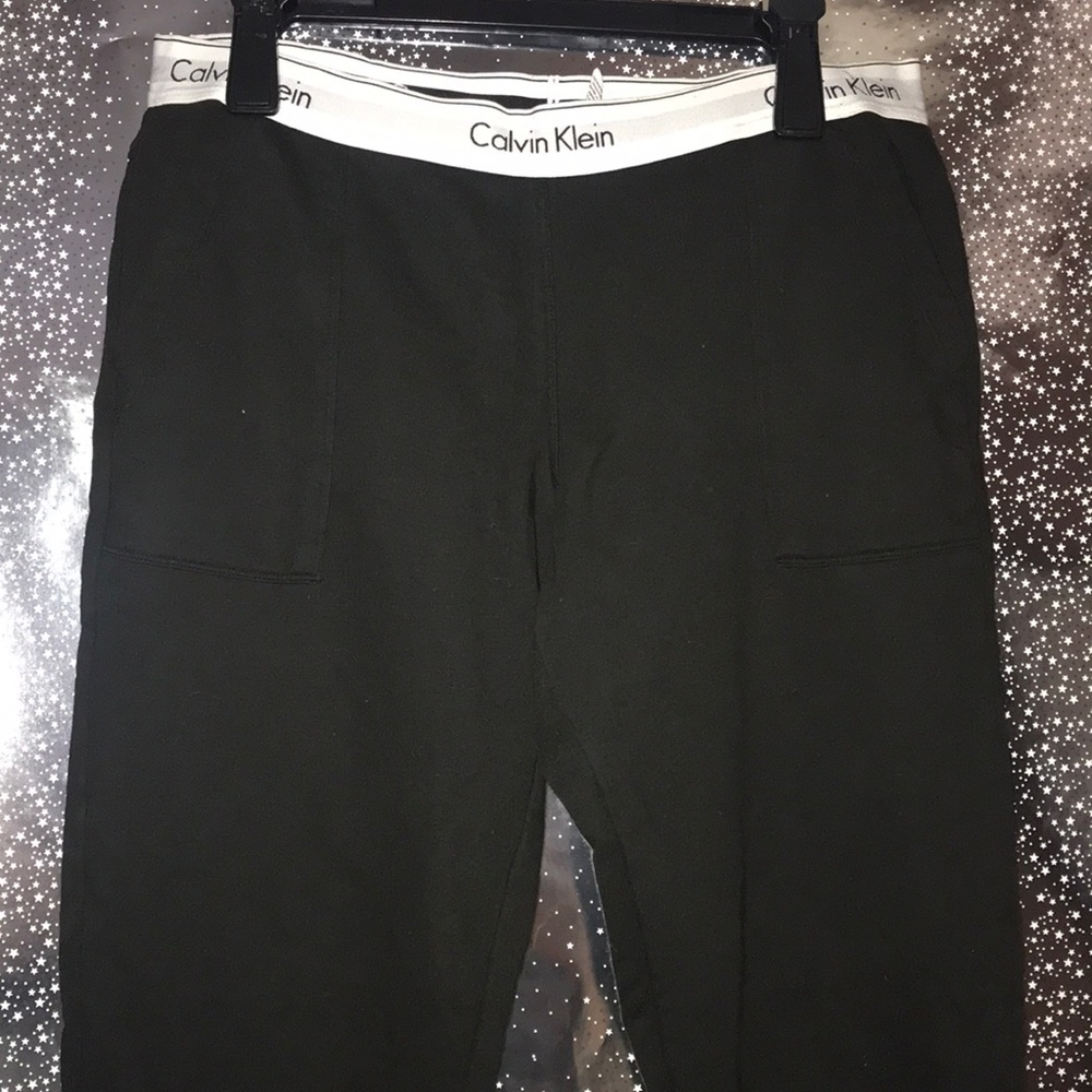 CALVIN KLEIN LOGO SWEATS WITH POCKETS